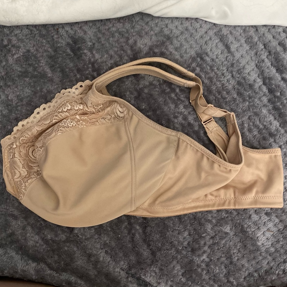 Front Closure Bra - image 4